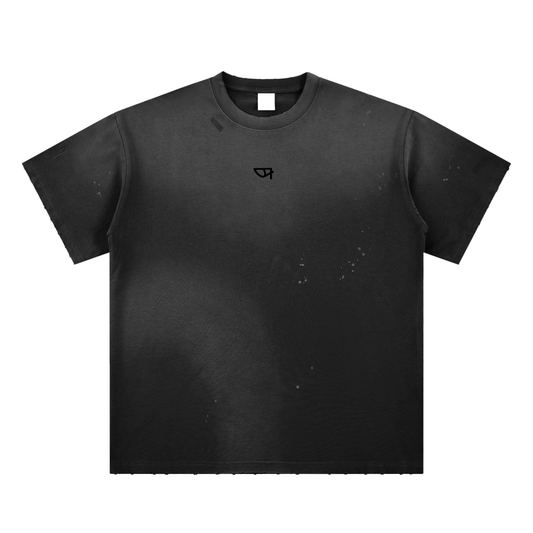 Hand frayed paint aplastes t-shirt